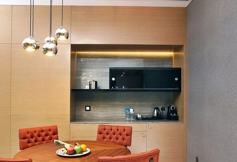Fotos del hotel Grand Cosmopolitan:  13