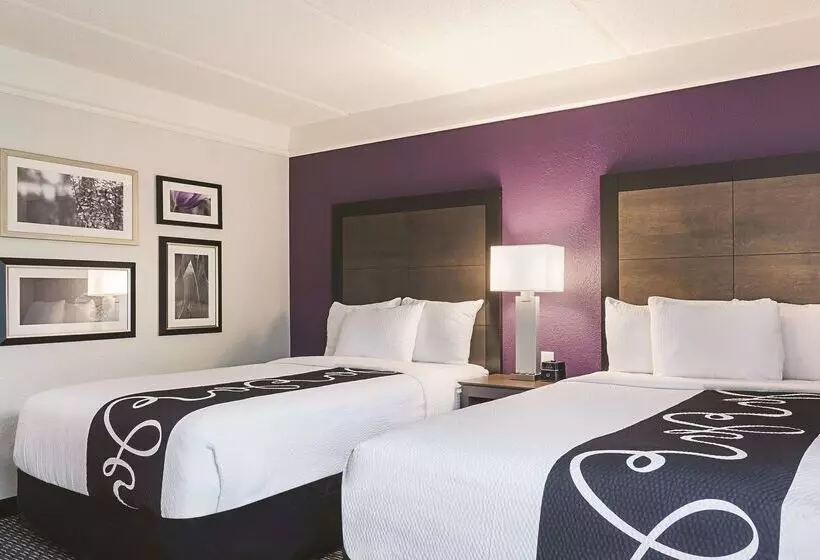 Fotos del hotel La Quinta By Wyndham Atlanta Perimeter Medical:  22