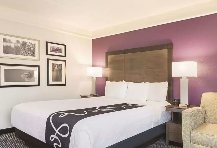 Fotos del hotel La Quinta By Wyndham Atlanta Perimeter Medical:  16