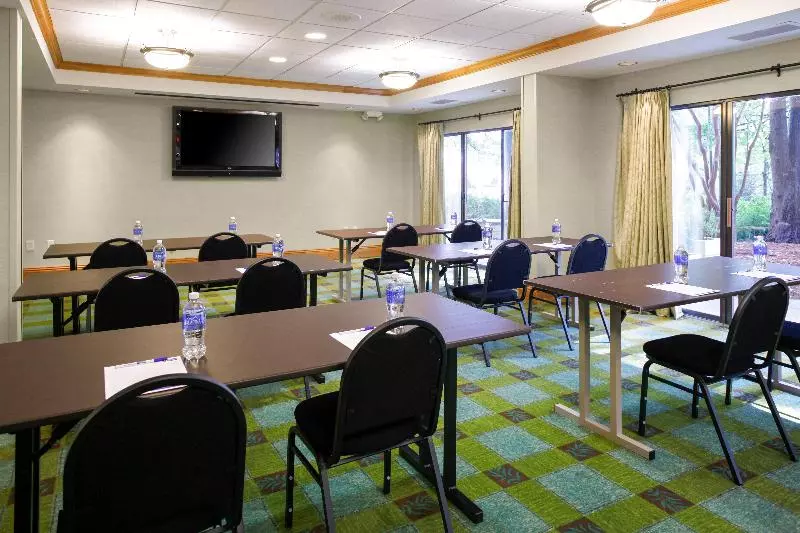 Fotos del hotel Holiday Inn Express Hotel & Suites Atlanta Buckhead, An Ihg:  17