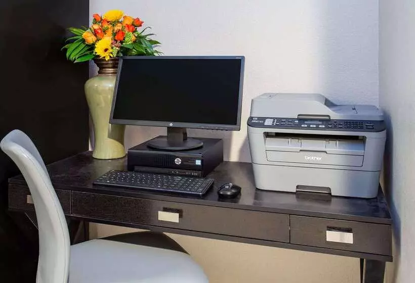 Fotos del hotel Baymont By Wyndham Phoenix I10 Near 51st Ave:  3