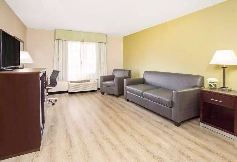 Fotos del hotel Baymont By Wyndham Phoenix I10 Near 51st Ave:  19