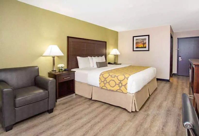 Fotos del hotel Baymont By Wyndham Phoenix I10 Near 51st Ave:  14
