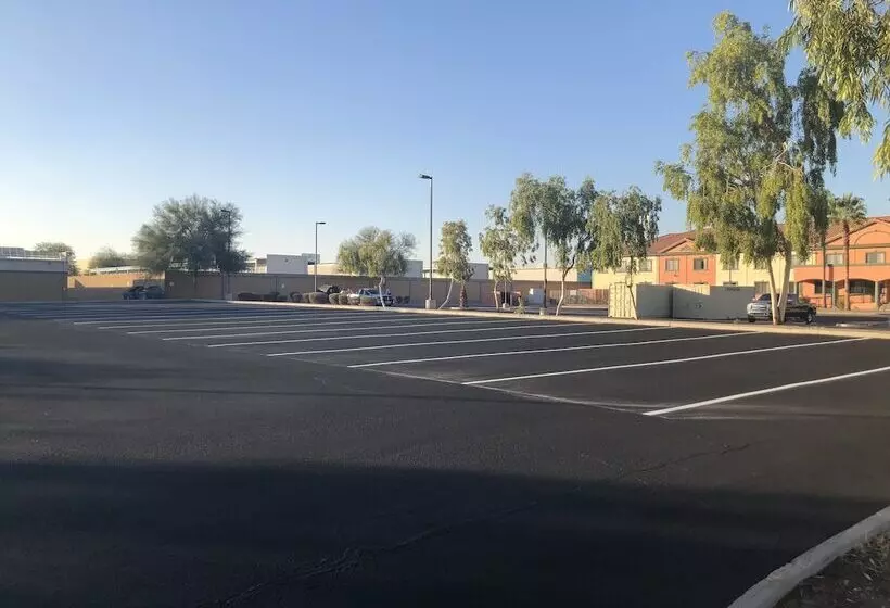 Fotos del hotel Baymont By Wyndham Phoenix I10 Near 51st Ave:  5