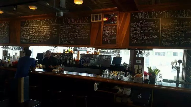 Fotos del hotel Surfer Beach Hotel:  3