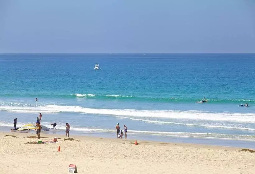 Fotos del hotel Surfer Beach Hotel:  15