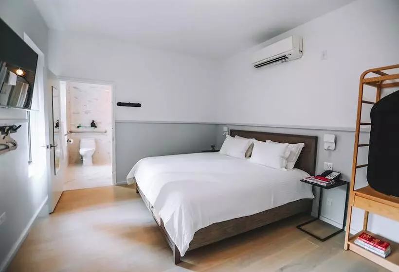 Washington Jefferson At Times Square