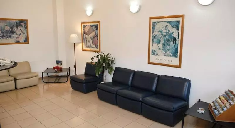 Fotos del hotel Tres Cruces:  2