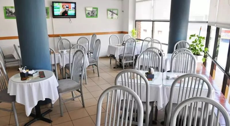 Fotos del hotel Tres Cruces:  3