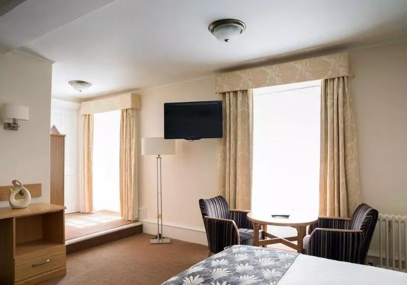 Fotos del hotel Weetwood Hall Conference Centre &:  15