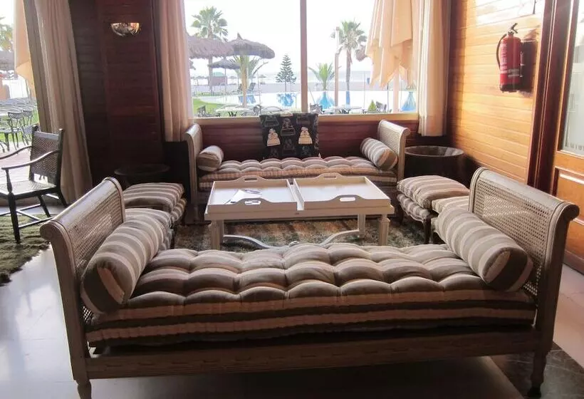 Fotos del hotel Don ángel Roquetas De Mar:  2