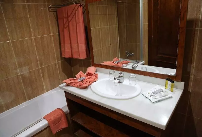 Fotos del hotel Don ángel Roquetas De Mar:  6