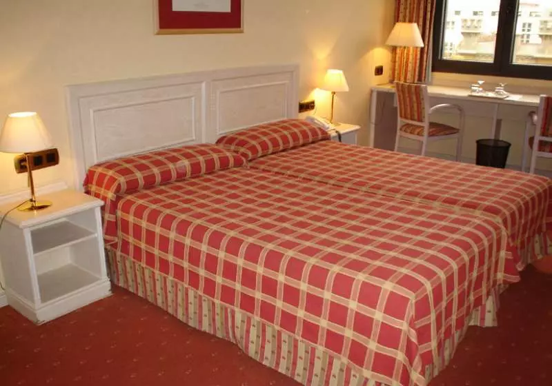 Fotos del hotel Ilunion Bel-art:  2