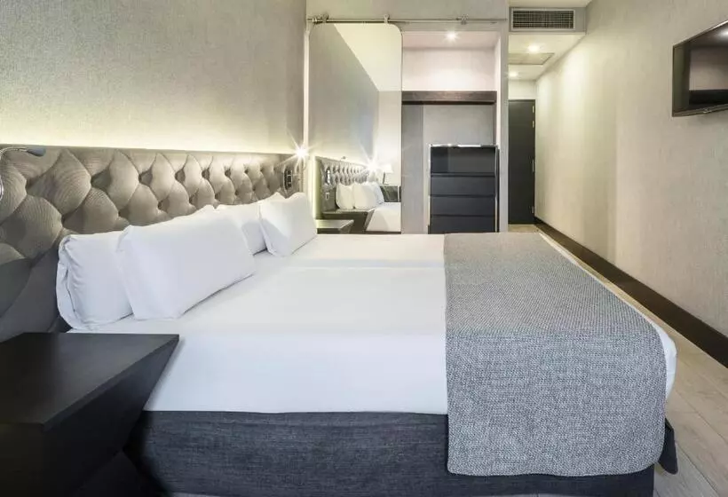 Fotos del hotel Ilunion Bel-art:  3