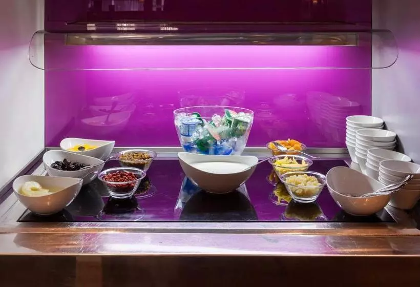 Fotos del hotel Ilunion Bel-art:  32