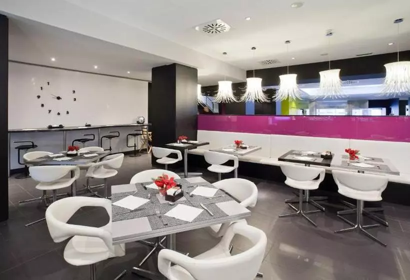 Fotos del hotel Ilunion Bel-art:  33