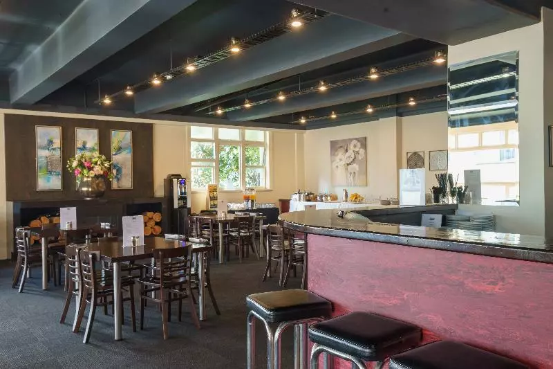 Fotos del hotel Kiwi International:  3