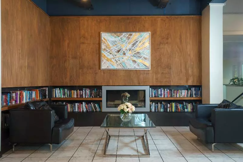 Fotos del hotel Kiwi International:  7