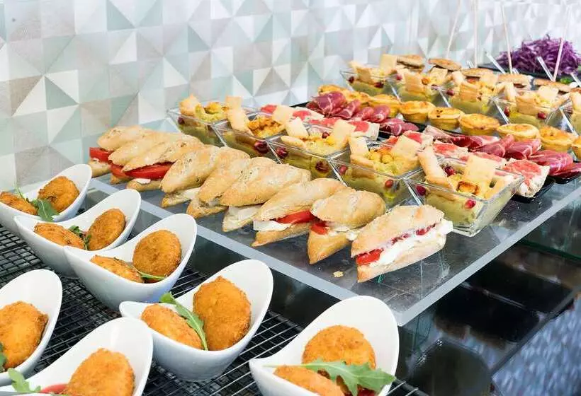 Fotos del hotel Málaga Alameda Centro, Affiliated by Meliá:  29