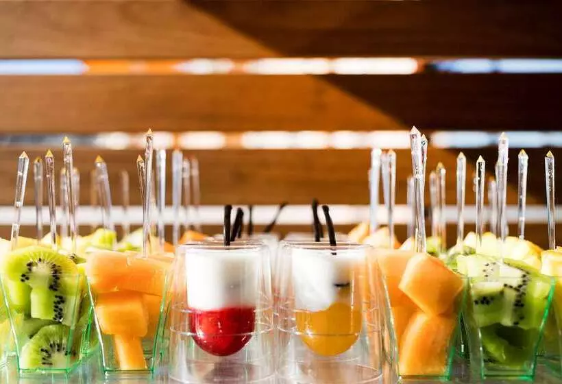 Fotos del hotel Málaga Alameda Centro, Affiliated by Meliá:  65