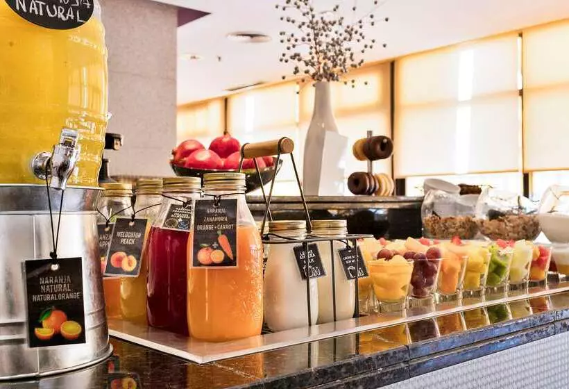 Fotos del hotel Málaga Alameda Centro, Affiliated by Meliá:  75