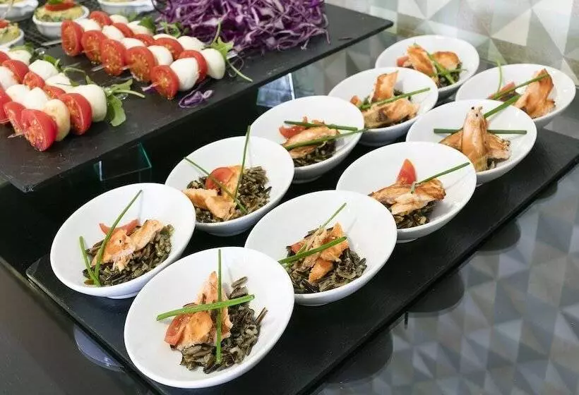 Fotos del hotel Málaga Alameda Centro, Affiliated by Meliá:  32