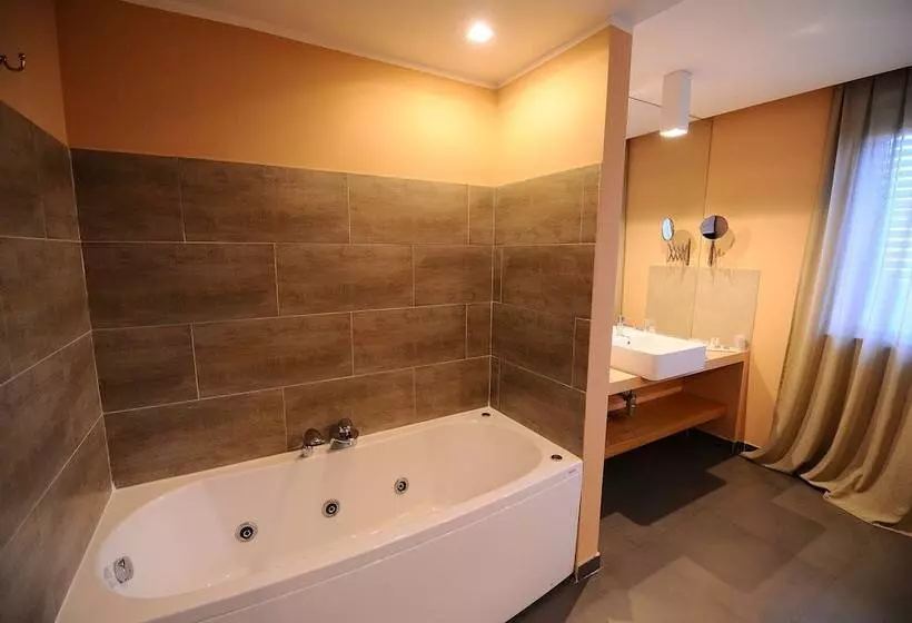 Fotos del hotel Casena Dei Colli, Sure  Collection By Best Western:  11