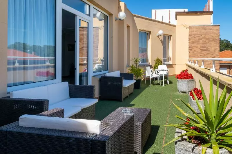 Fotos del hotel Chateau La Roca:  5