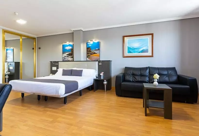 Fotos del hotel Chateau La Roca:  1