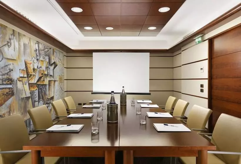 Fotos del hotel Unahotels Cusani Milano:  10