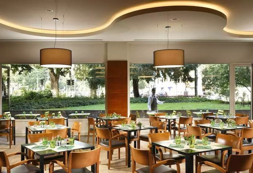 Fotos del hotel Unahotels Cusani Milano:  17