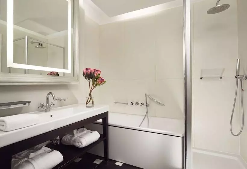 Fotos del hotel Unahotels Cusani Milano:  15