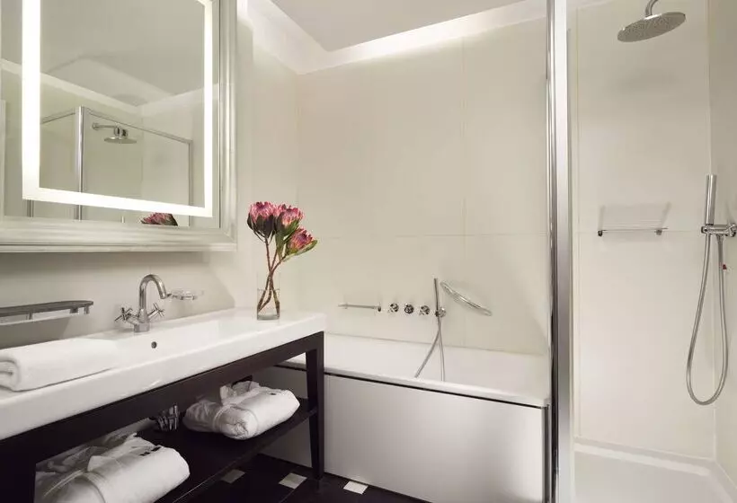 Fotos del hotel Unahotels Cusani Milano:  19