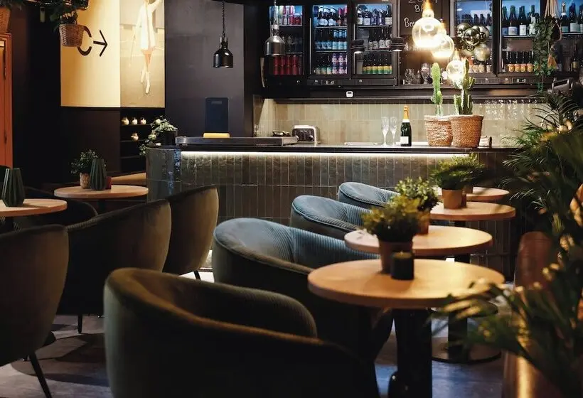 Fotos del hotel Zoom:  18