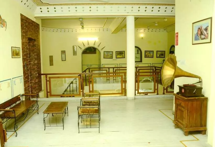 Fotos del hotel Radoli House:  8