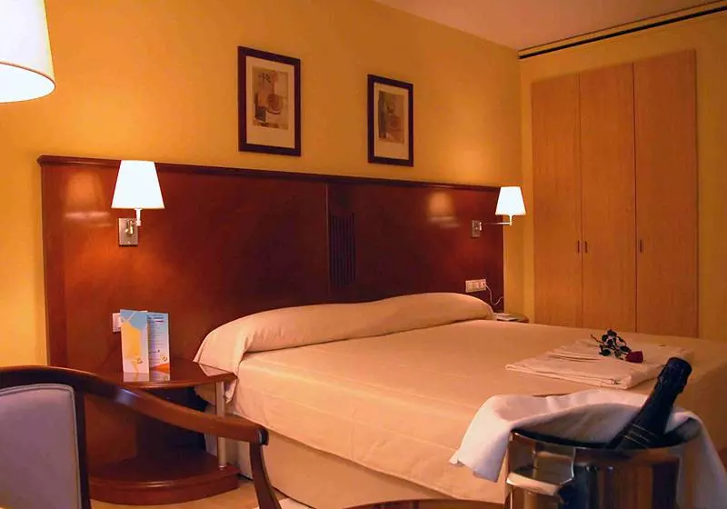 Fotos del hotel Golden Tulip Andorra Fenix:  4