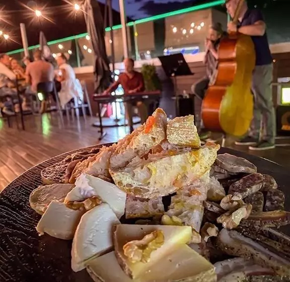 Fotos del hotel Golden Tulip Andorra Fenix:  50