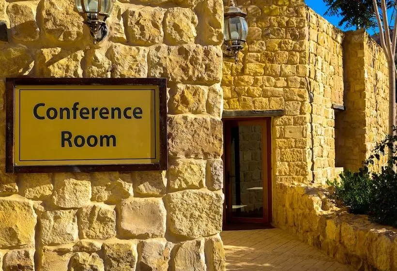 Old Village Resortpetra