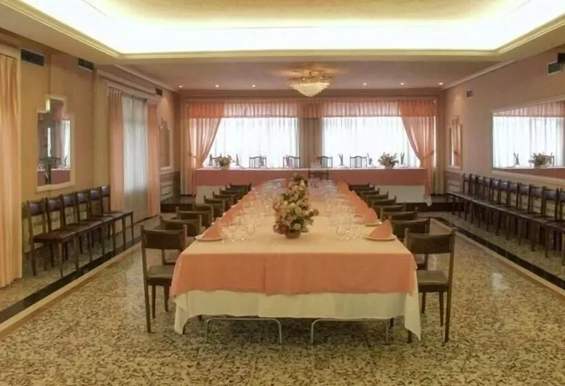 Fotos del hotel Royal:  10