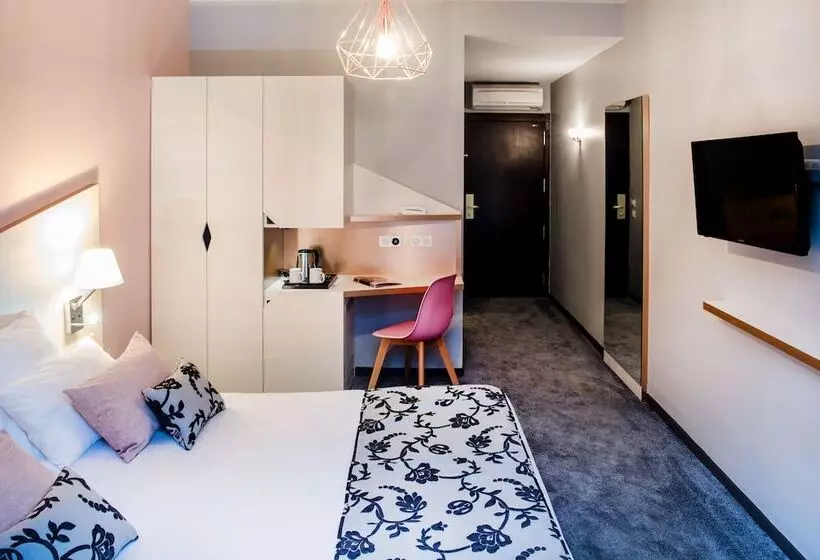 Fotos del hotel Hôtel Sainte-rose:  8