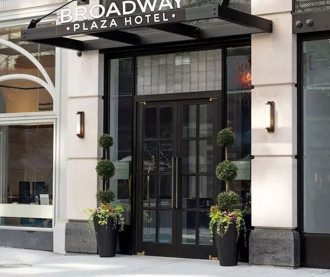 Broadway Plaza