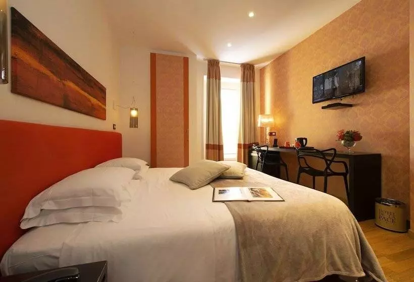 Fotos del hotel De La Pace:  17