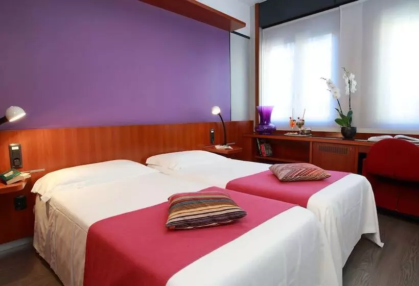 Fotos del hotel Mediolanum:  12