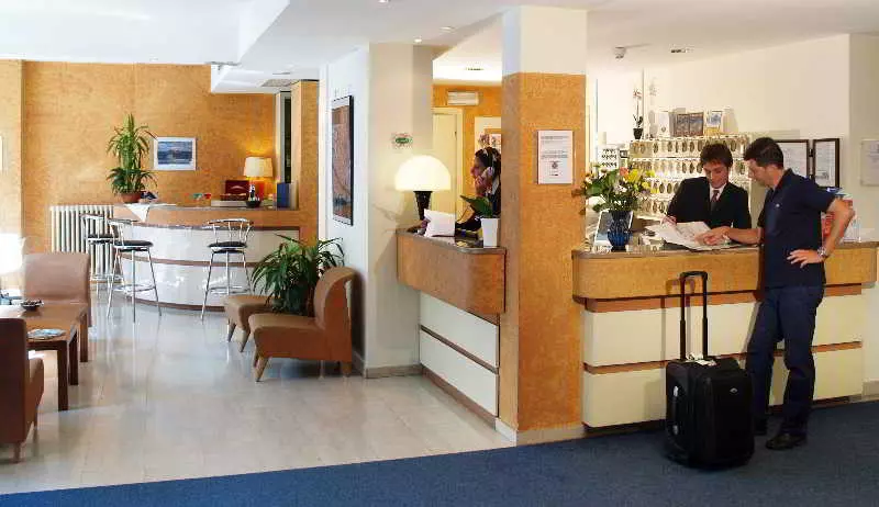 Fotos del hotel Meridiana:  3