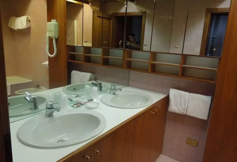 Fotos del hotel Mirage:  9