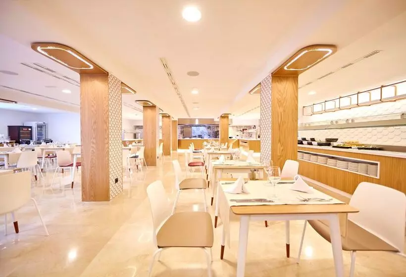 Fotos del hotel Mll Mediterranean Bay - Adults Only:  12