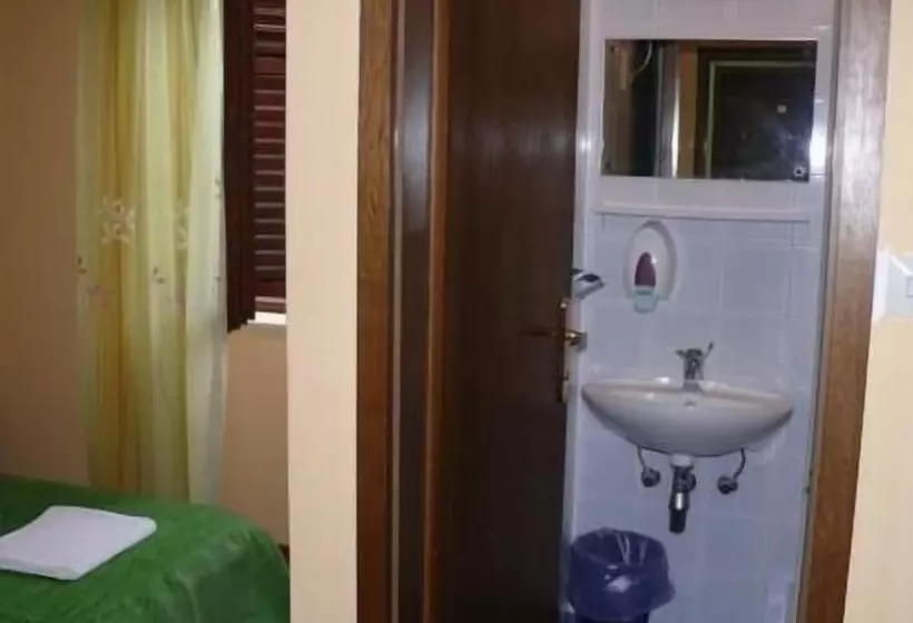 Fotos del hotel Villa Micika:  2