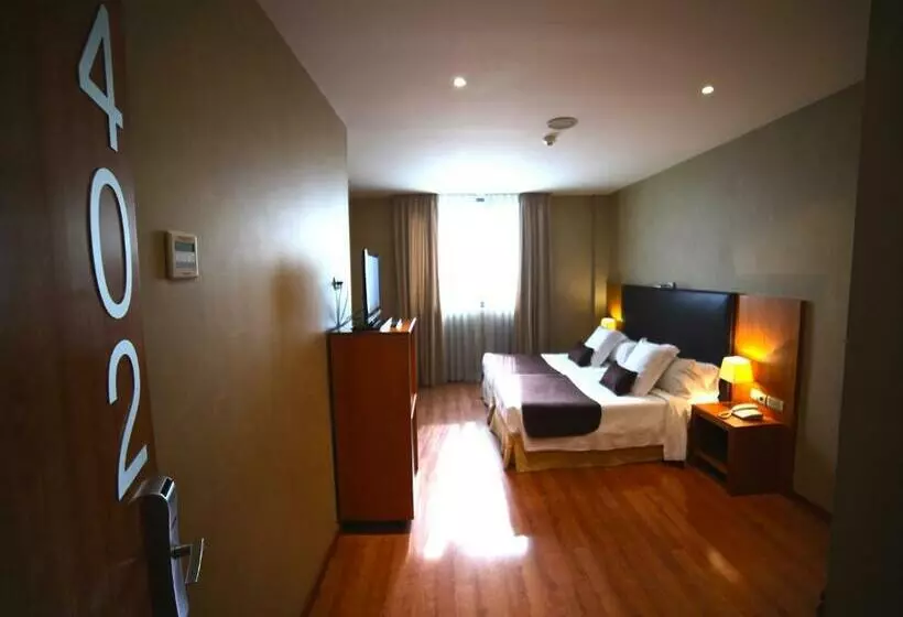 Fotos del hotel Hlg Citypark Sant Just:  23
