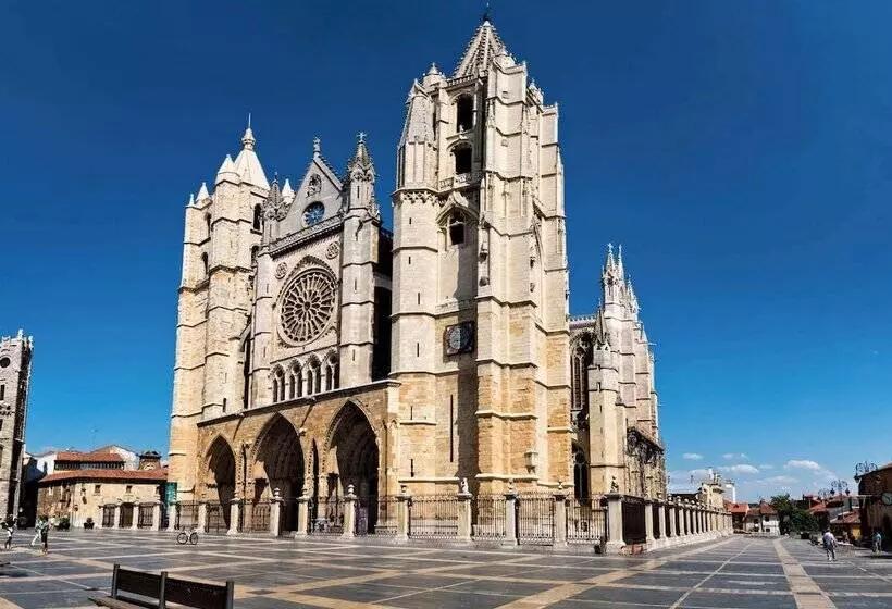 Fotos del hotel León Camino, Affiliated by Meliá:  22