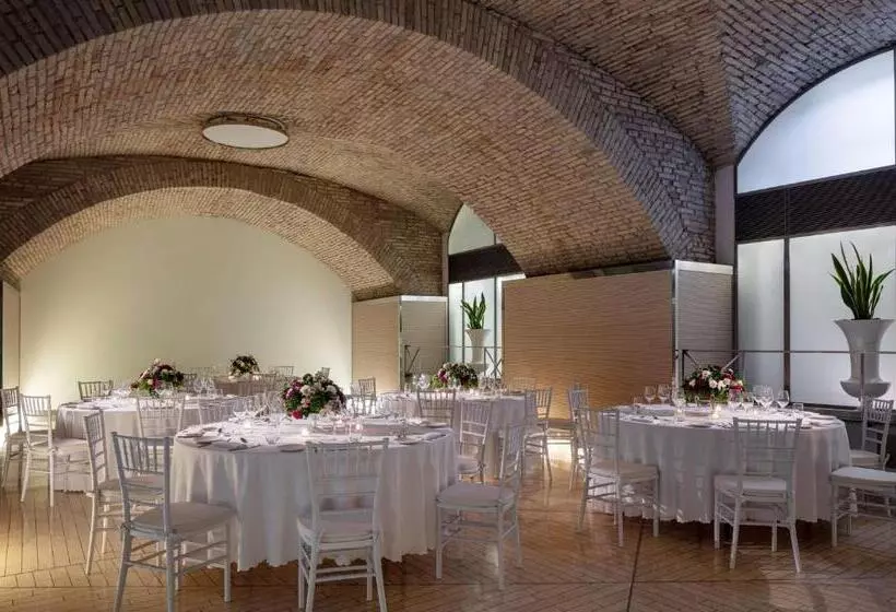 Fotos del hotel Anantara Palazzo Naiadi:  76